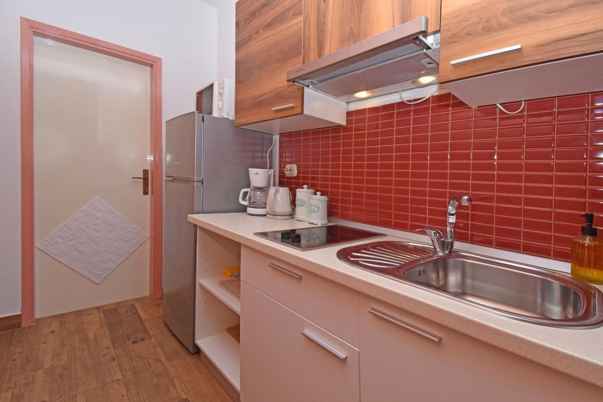 & Meri Apartmán Tucepi